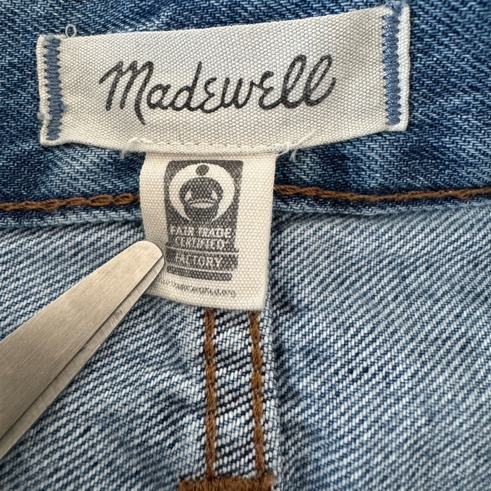 Madewell Denim A-Line Raw Hem Miniskirt in Lakeline Wash Size 31 - Picture 8 of 13